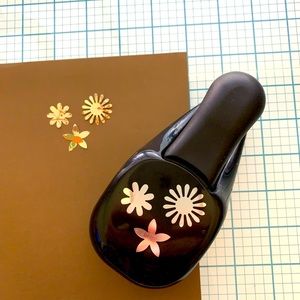 Stampin Up Flower Paper Punch